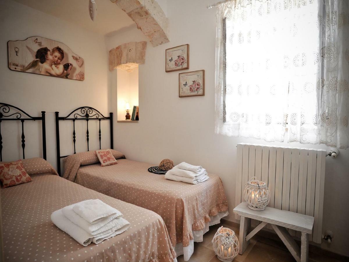 Trulli Di Nonna Palma Villa Locorotondo Bagian luar foto