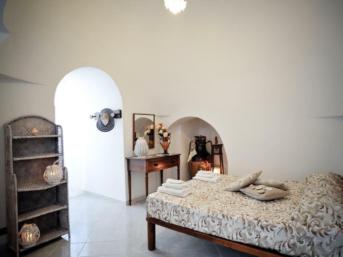 Trulli Di Nonna Palma Villa Locorotondo Bagian luar foto