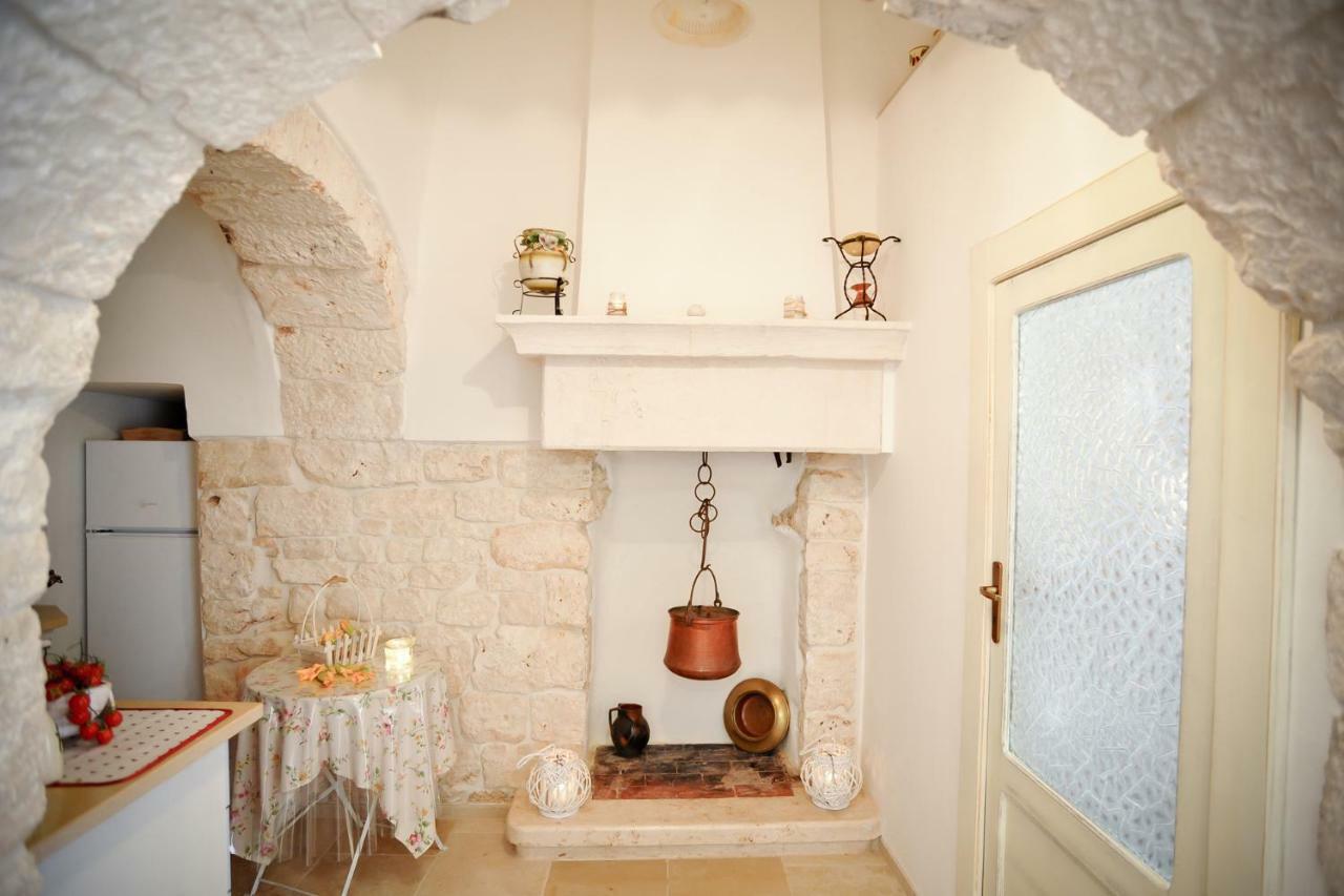 Trulli Di Nonna Palma Villa Locorotondo Bagian luar foto