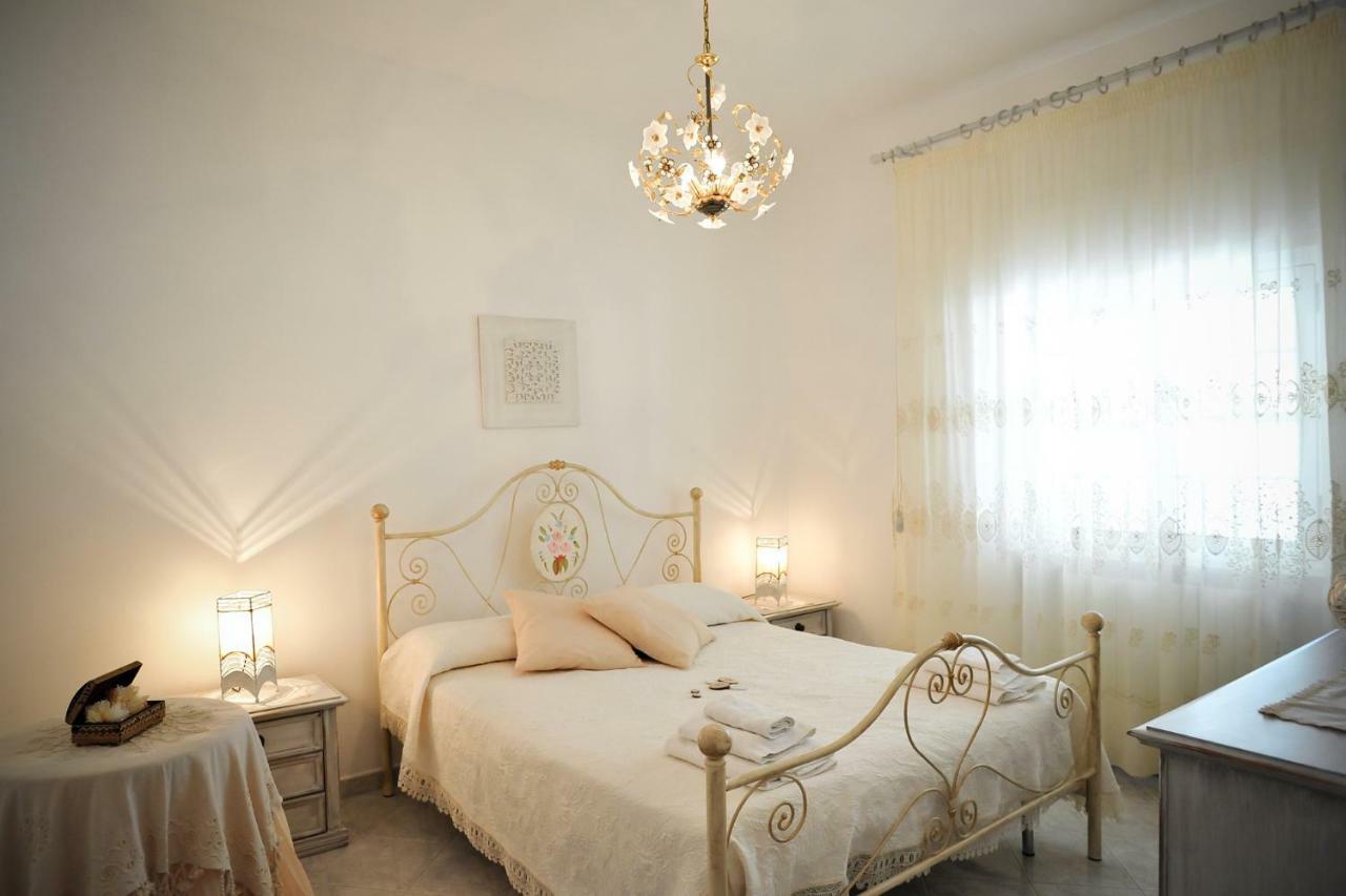Trulli Di Nonna Palma Villa Locorotondo Bagian luar foto
